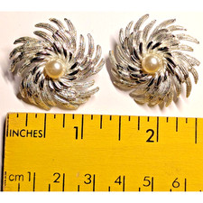 Vintage Sarah Coventry Faux Pearl & Silver Tone Clip On Earrings