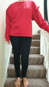 zara red sweatshirt