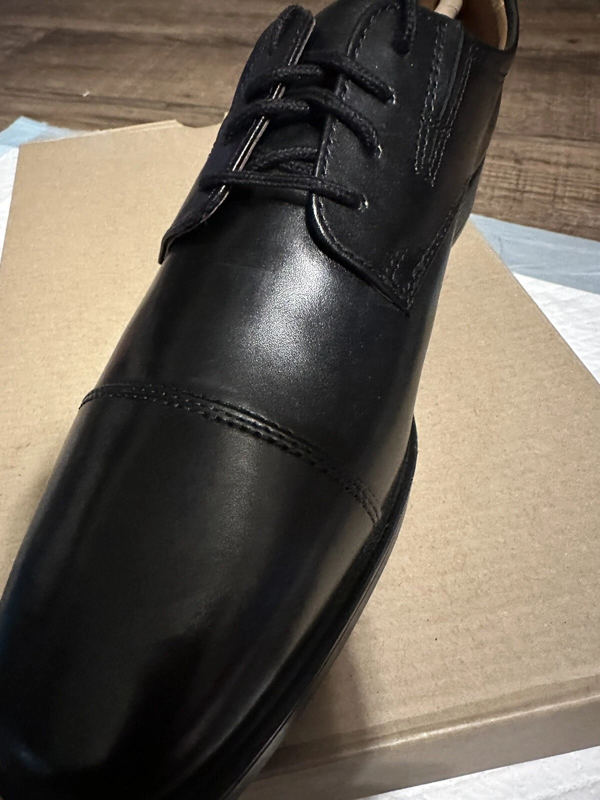 Clarks Uomo Tilden Cap Oxford Pelle Nera Taglia US 8 Nuovo con scatola