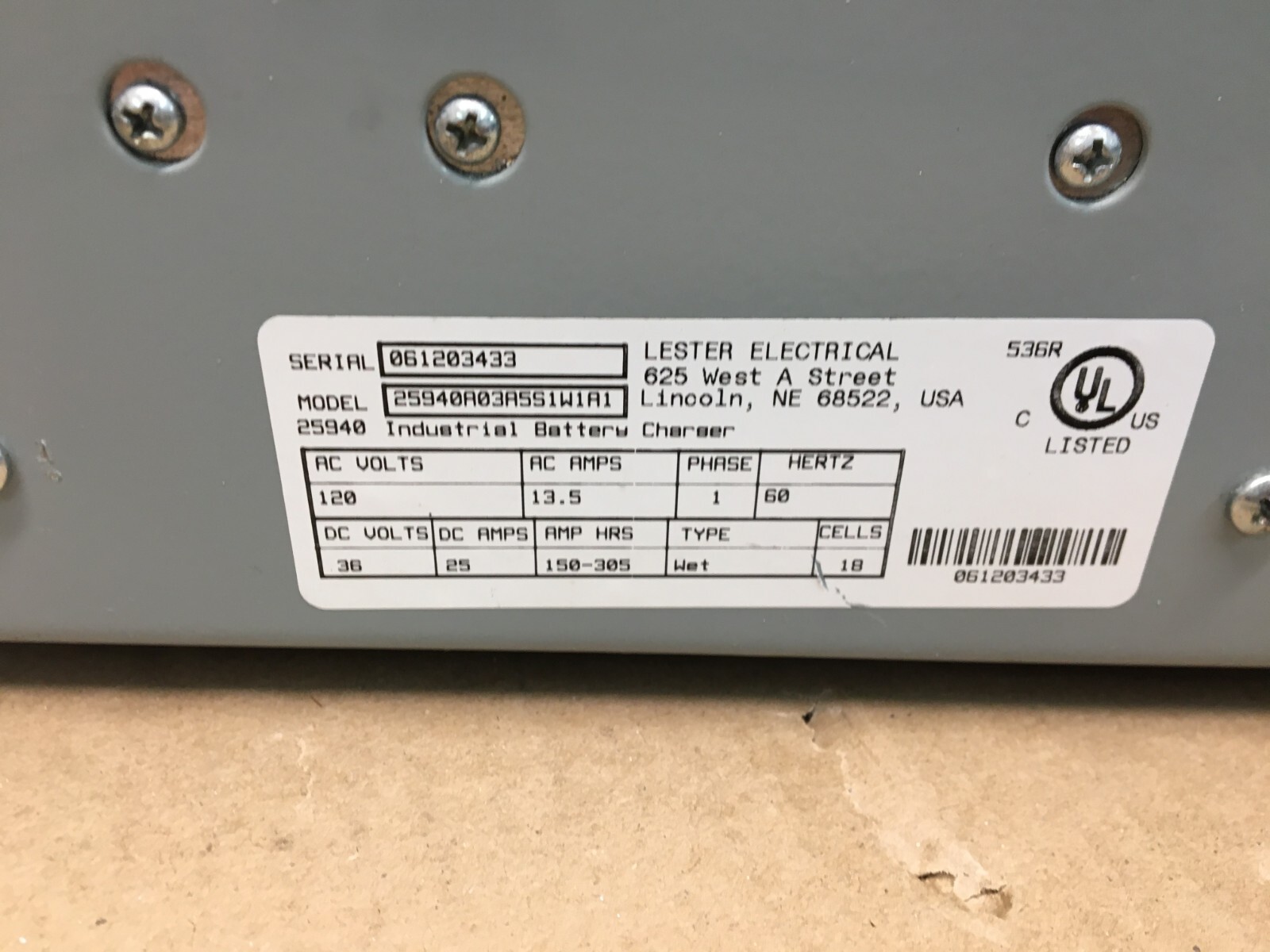 Lester Electronics 25940 E-Series SCR Charger 36 V, 25 DCA, SY SB50 Grey SCR