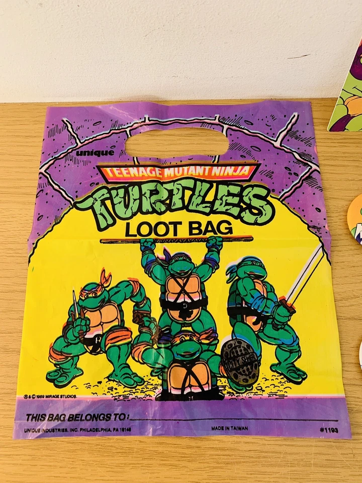 Bolso de botín e insignias/tarjetas 1989 TMNT vintage de coleccionistas de Teenage Mutant Ninja Foto 2 de 4