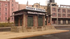 Downtown Deco DD5 HO Scale Monarch Distributing Building Craftsman Kit