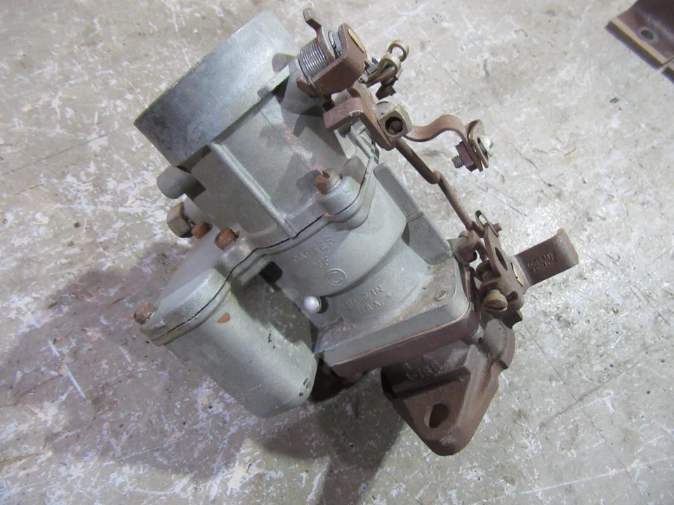 Chevrolet Styleline Fleetline 1949-1952 carburador motor 216 núcleo Carter Foto 3 de 4