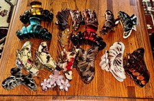 US 17 Women s Plastic Hair Claws Hair Clips Various Styles