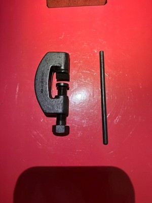 SNAP ON TOOLS NC 52 MANUAL NUT SPLITTER ,LIKE NEW