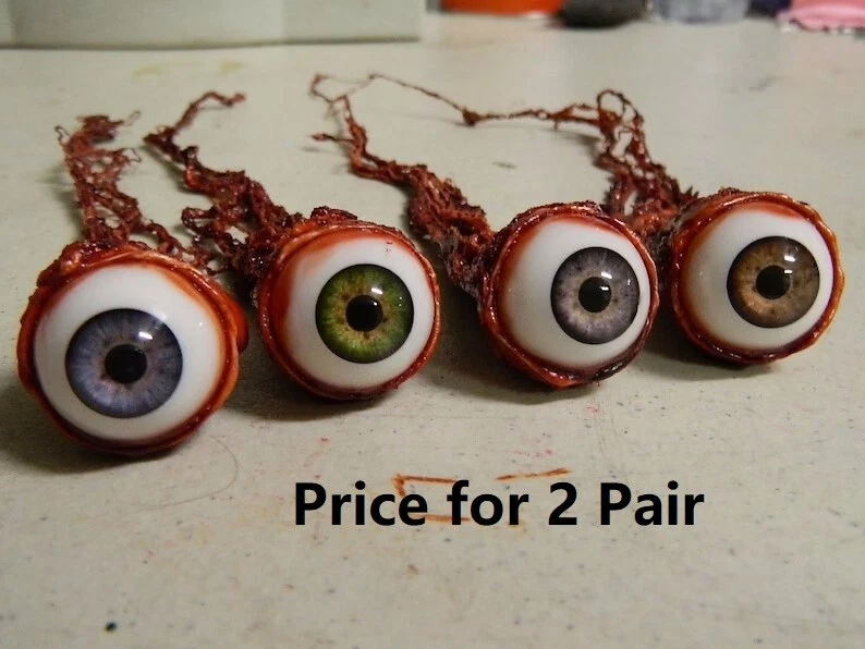 Globo ocular sangriento arrancado realista para Halloween Juegos con disfraces Fiesta Falsos accesorios de miedo Foto 3 de 4