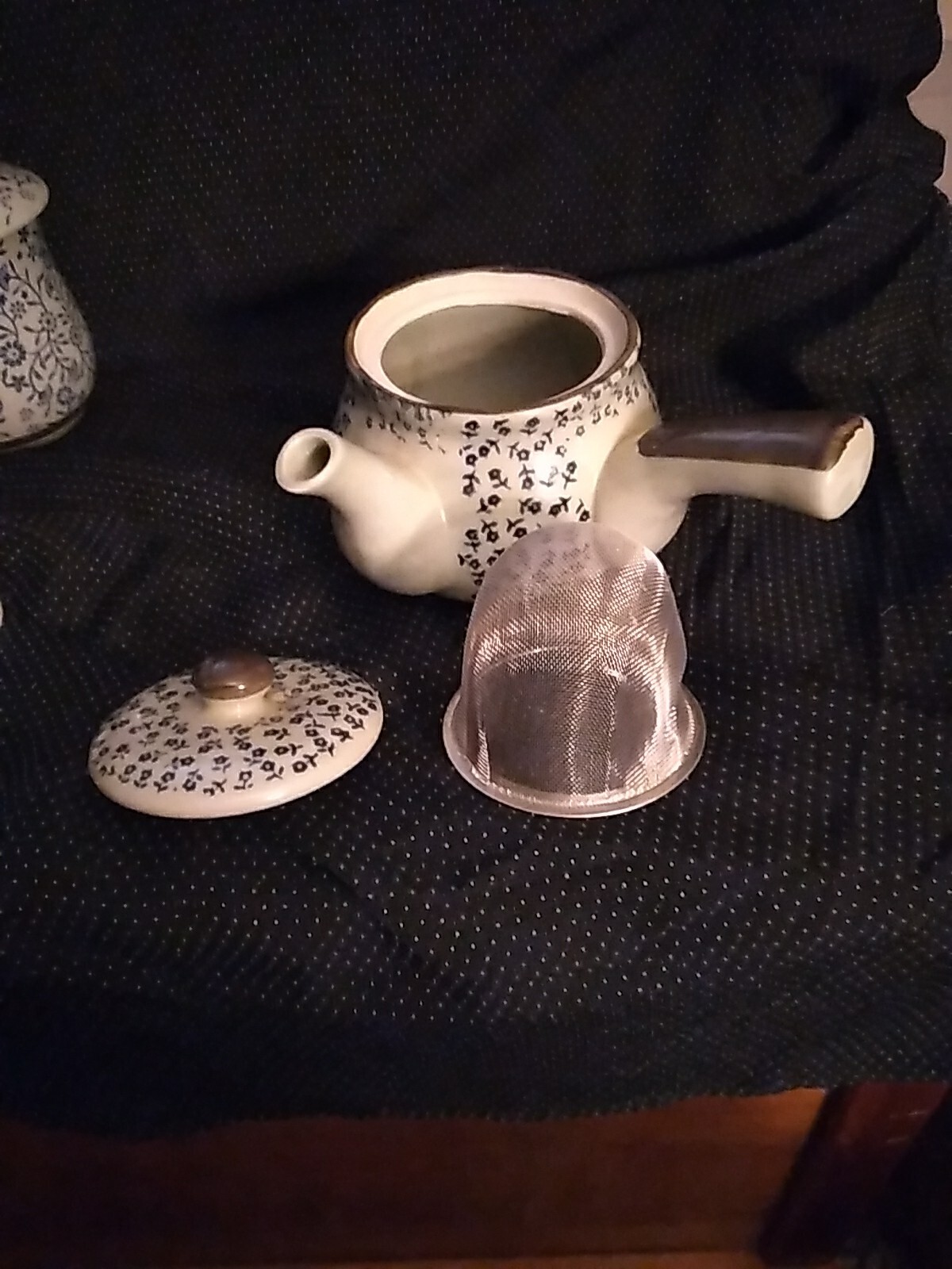 Picture 2 of 8