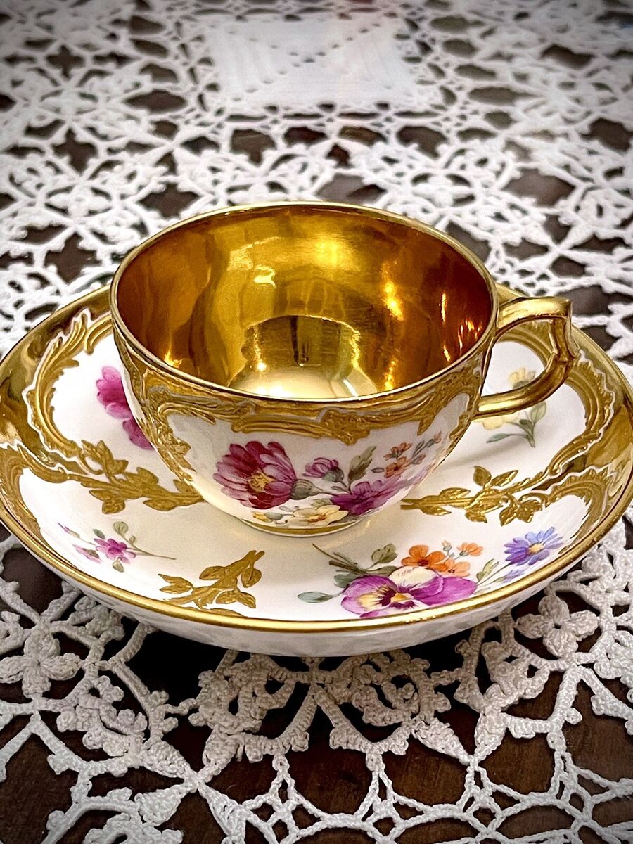 Rare Antique ✓KPM Berlin SPLENDID CUP WITH SAUCER Rare Antique ✓KPM Berlin SPLENDID CUP WITH SAUCER