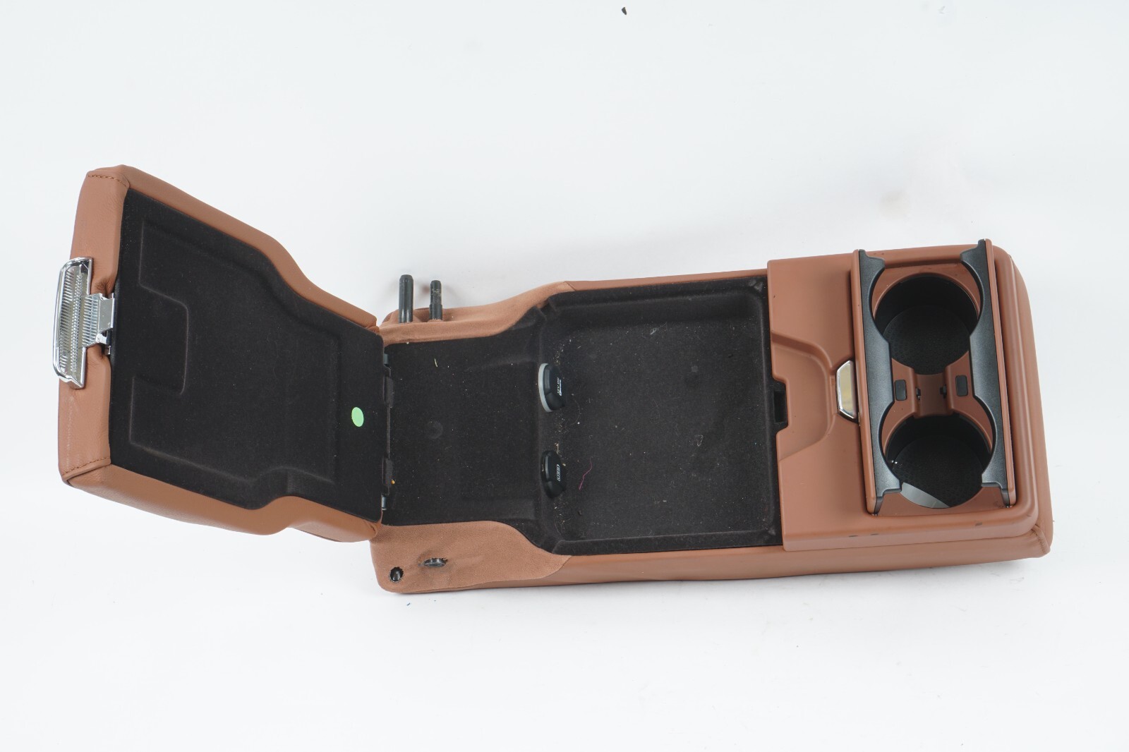 2014 - 2017 MASERATI QUATTROPORTE REAR SEAT CENTER ARMREST COMPARTMENT OEM