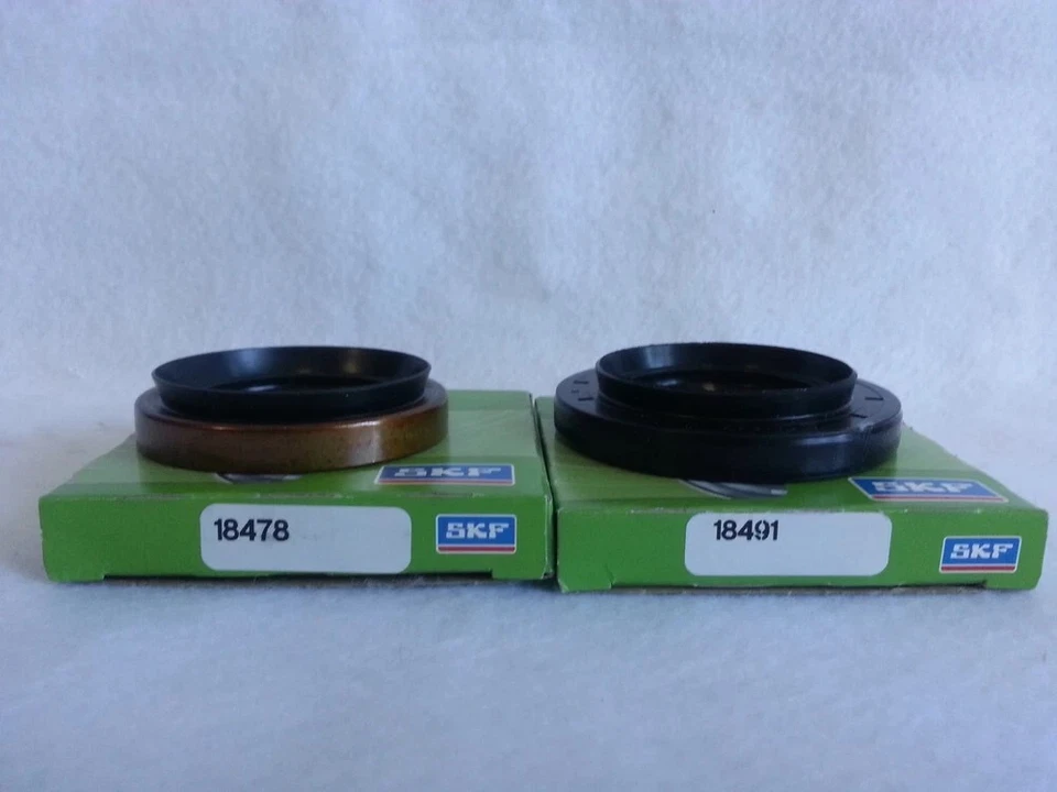 For Toyota / Lexus LX470 GX470 4Runner Tacoma Tundra OEM Axle Seal Set - Image 4 of 4