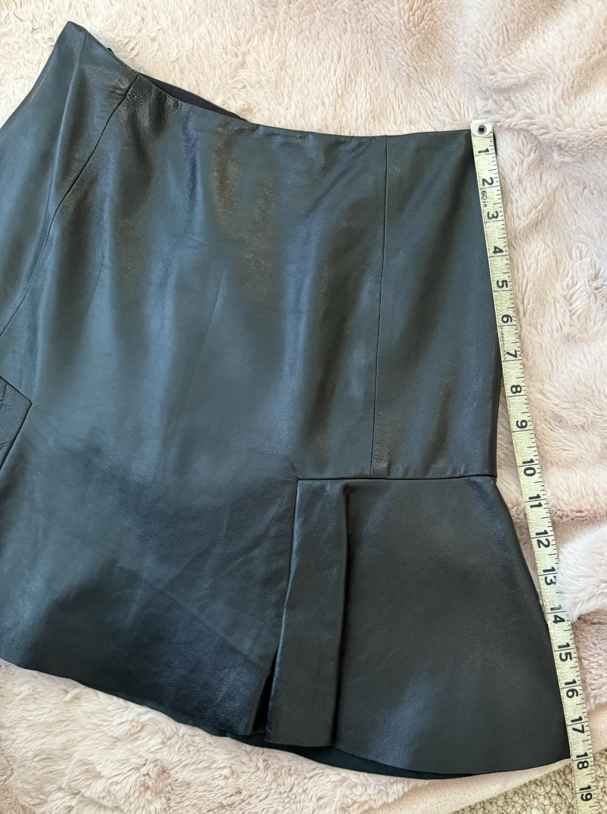 DKNY Leather Skirt NWT sz 6 image 6