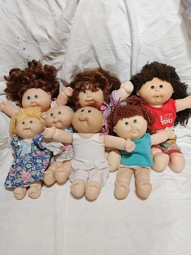 Seven Cabbage Patch Dolls All Washed And Cleaned Ready ForTheir New Clothes/Home