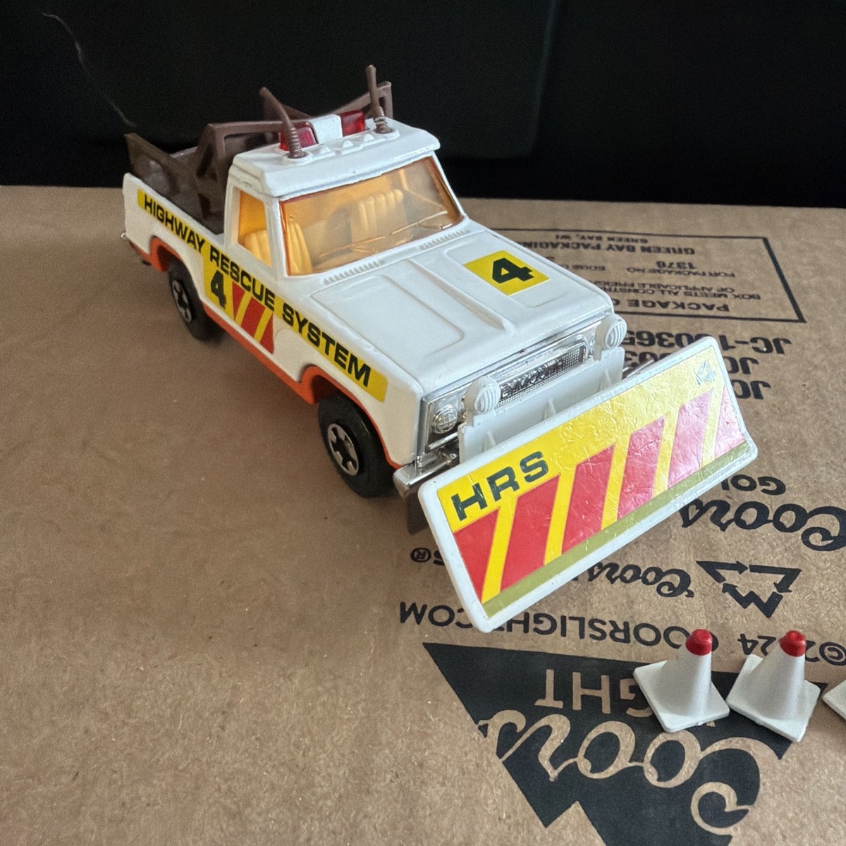 MATCHBOX SUPER KINGS Plymouth Trail Duster 1978 LESNEY PRODUCT