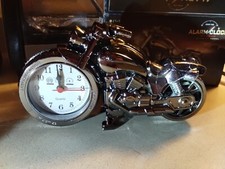 Réveil moto cool neuf idéal pour bureau, maison, bar + 10 cartes sport aléatoires.