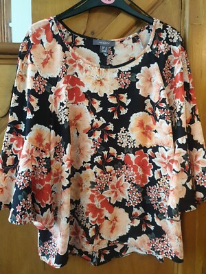 Primark - Multicoloured Floral Top - Bell Sleeves - Size 14 - VGC