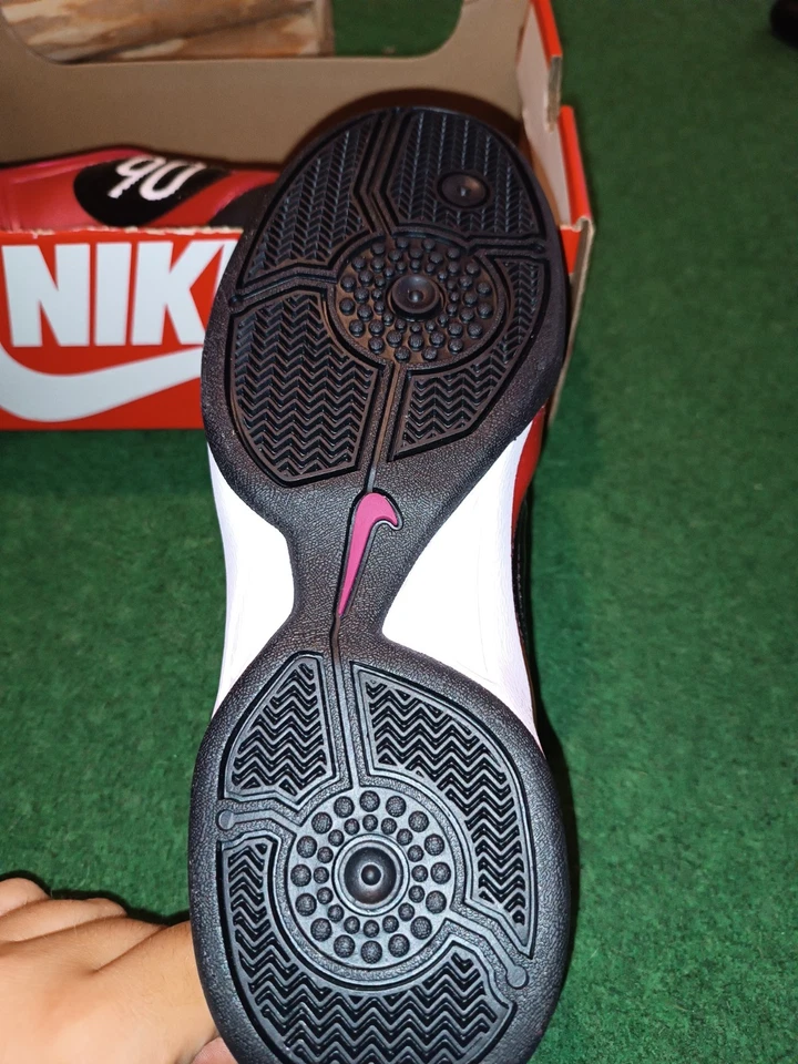 Nike Total 90 T90 Baskets football femme rouge noir blanc EU 39 US 8 - Photo 4/4