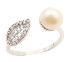 925 Sterling Silver Vintage Ring Elegant Pearl  CZ Floral Leaf Sz 9 RG34244