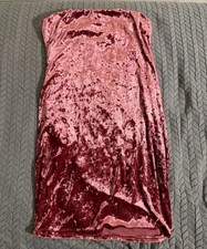 Fashion Nova pink velvet mini bodycon dress in size 1X #PartyDress