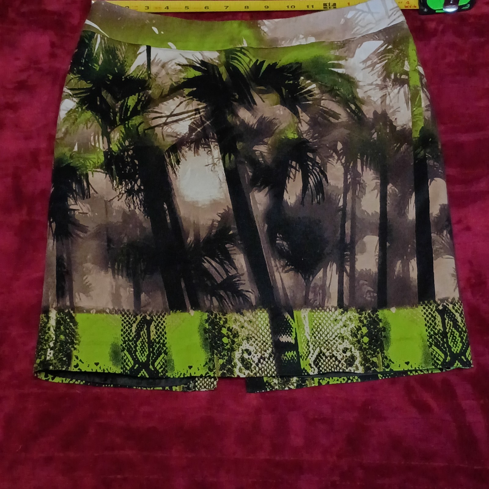 Worthington Women's Size 8 Pencil Skirt Tropical Snake Nature Print Lined (0085)
