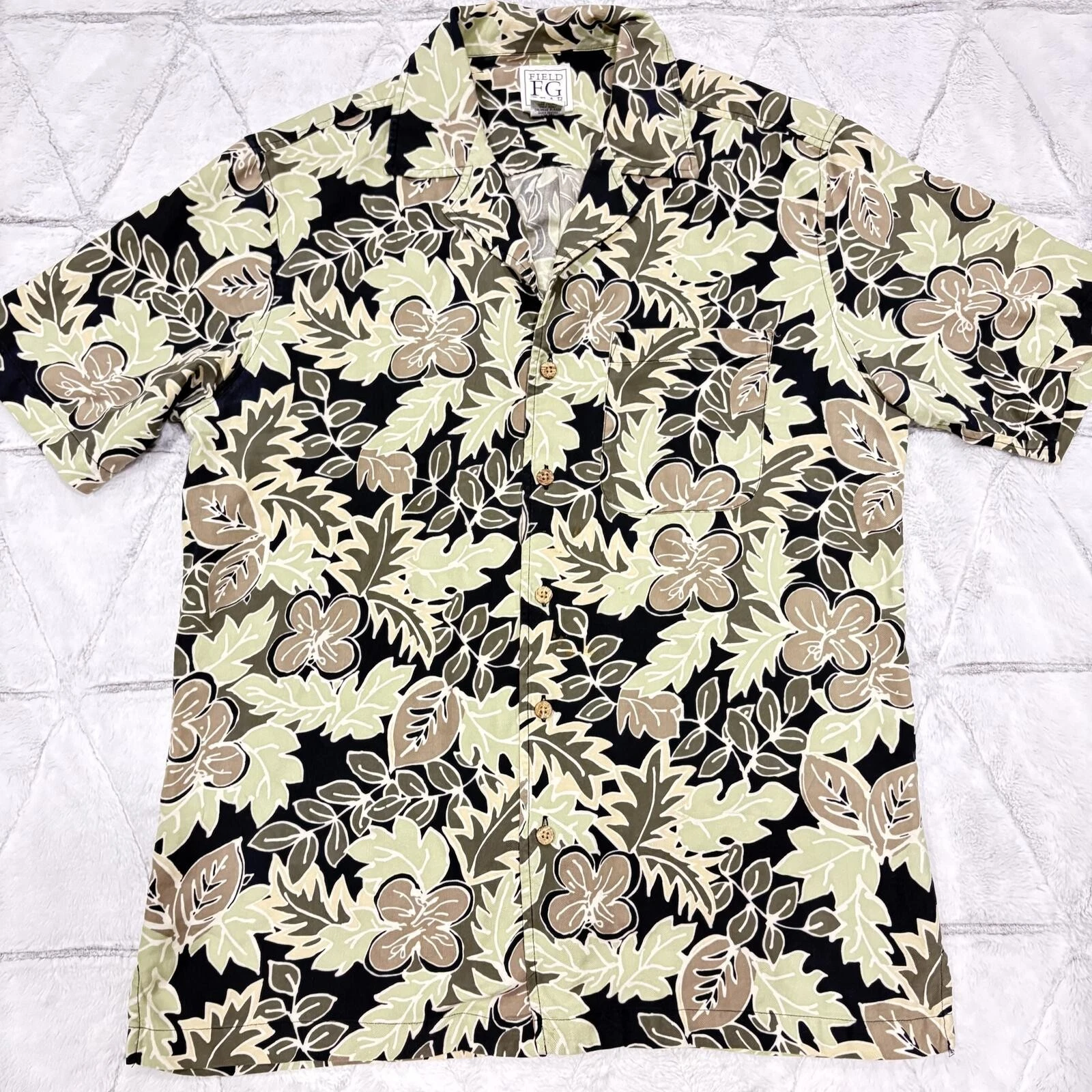 Field Gear Summer Vibe Men's Small Silk Cotton Hawaiian Floral Shirt Comfortable