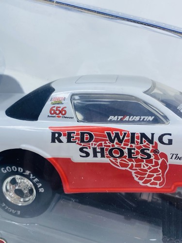 1997 Winners Circle Pat Austin Red Wing Shoes Funny Car - 1:24th scale NHRA - Picture 16 of 19
