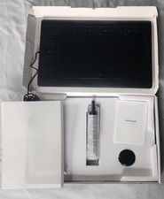 Graphics Tablet with Pen, Accessories, Black, USB Wired, User Guide Included