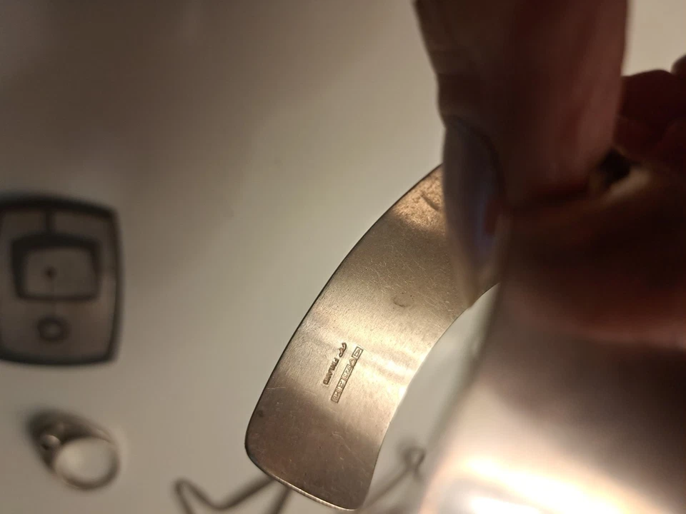 Brazalete Pekka Piekainen, anillo arquitectónico de ley G2U Foto 3 de 4