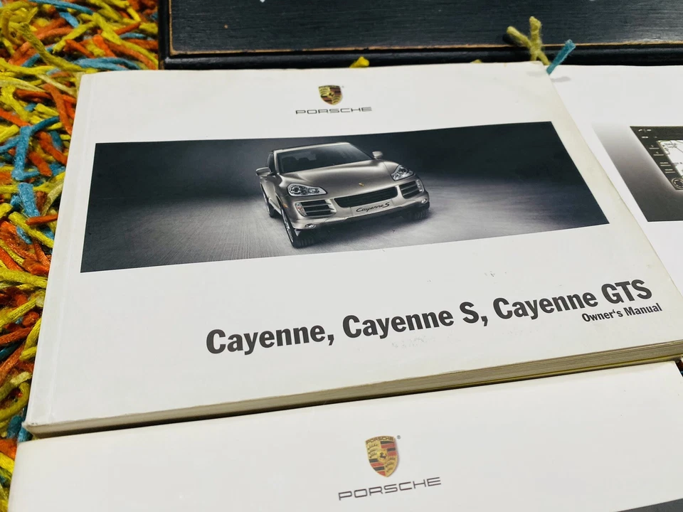 FULL SET⚠️ 2009 PORSCHE CAYENNE S GTS OWNERS MANUAL SET + NAVIGATION PCM BK - Image 2 of 4