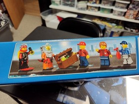 LEGO CITY: Deep Sea Operation Base Set 60096 -  Sealed Box