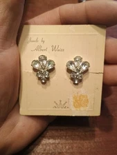 Vintage NOS Albert Weiss Diamante Rhinestones Screw Back Earrings On Card