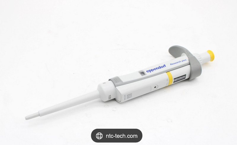 Eppendorf Research plus 10-100 uL pipette  (1 channel 10-100uL)