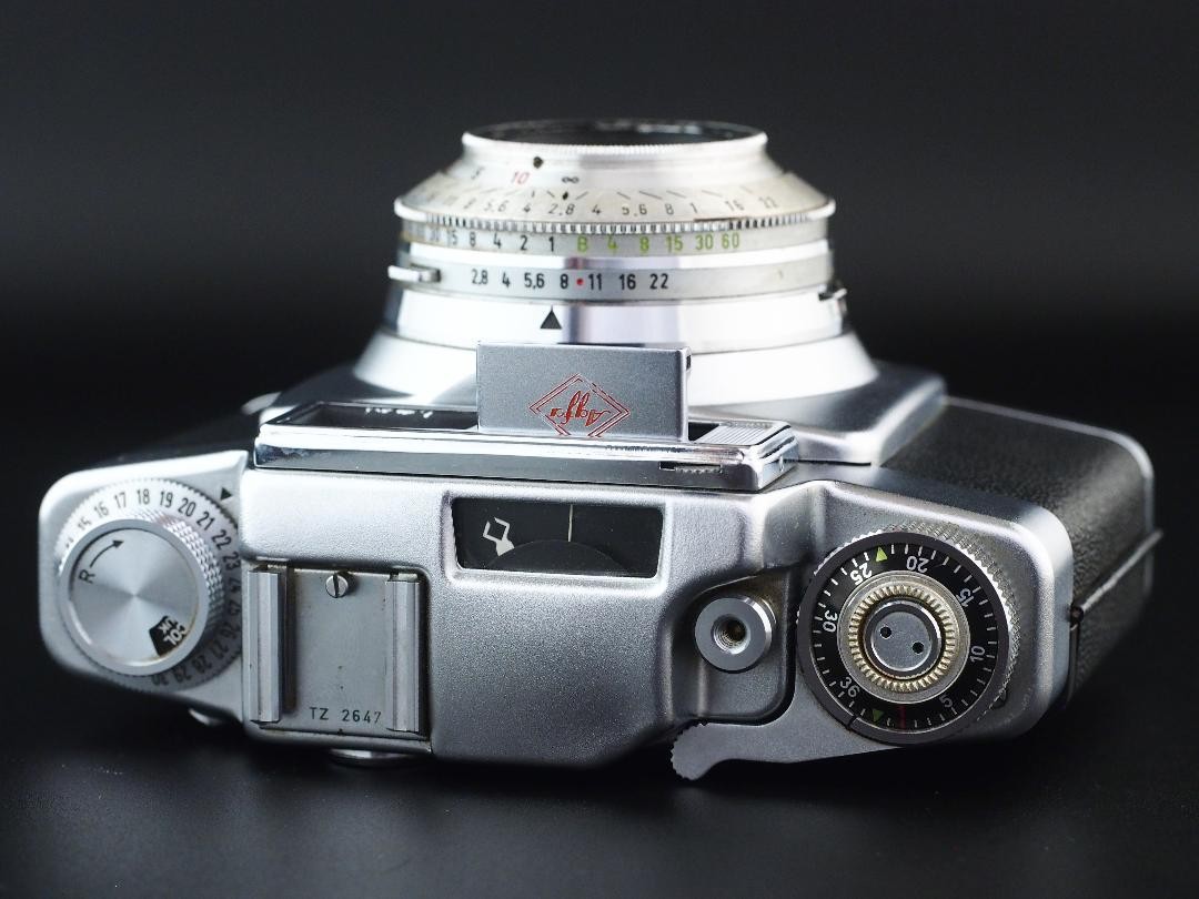 フィルムカメラ AGFA SILETTE SL COLOR-SOLINAR 50mm f2.8 Agfa Silette Type E Camera | Solinar 50mm f2.8 | White