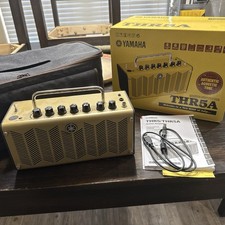 Yamaha THR5A Acoustic Modeling Combo Desktop Guitar Amplifier 10Amp Gold w/Case