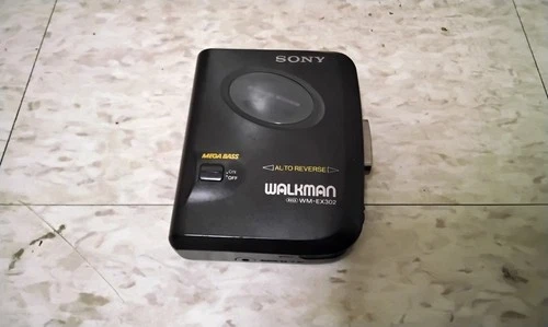 Vintage Sony Walkman Cassette Player Mega Bass WM EX302