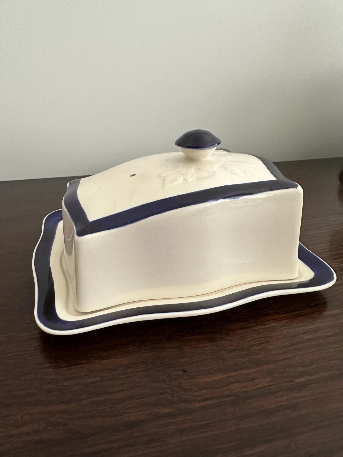 Vintage Cheese Dome Dish Butter Blue & White Pottery