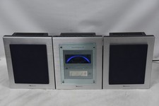 Nakamichi SoundSpace 5 Compact Stereo System - 3 CD Player / AM/FM Radio/Aux In