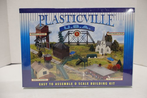 Bachmann Plasticville U.S.A. cabaña de troncos con kit de valla rústica 45982 nuevo sellado | Zustand: New
