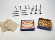 Vintage Ernst Heinrichsen Lead Toy Soldiers Flats Unpainted Scottish Infantry