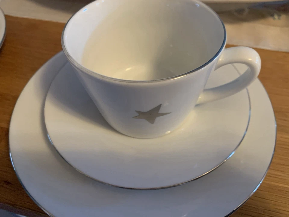 Geschirrset - Porzellan von Ikea, 63 - teilig - Bild 2 von 4