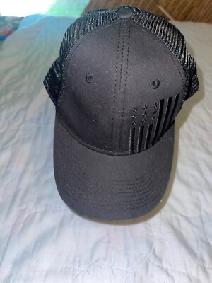 BLACK MESH FLAG EMBROIDERED HAT CAP  ADJUSTABLE  IN THE BACK    N N T