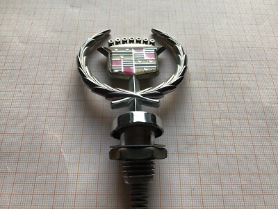 Cadillac Fleetwood DeVille 1986 - 1992 Motorhaube Emblem Hood Ornament 1987 1988
