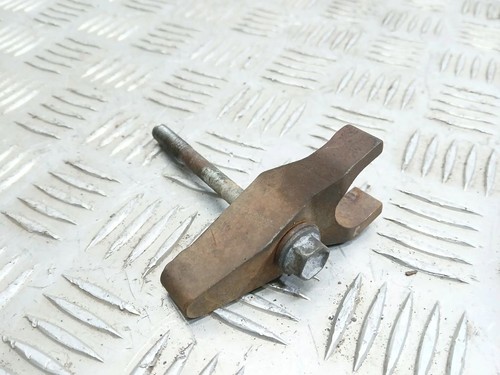 Toyota Avensis T270 2010 Diesel Halterung Einspritzdüse Injektor UST110868