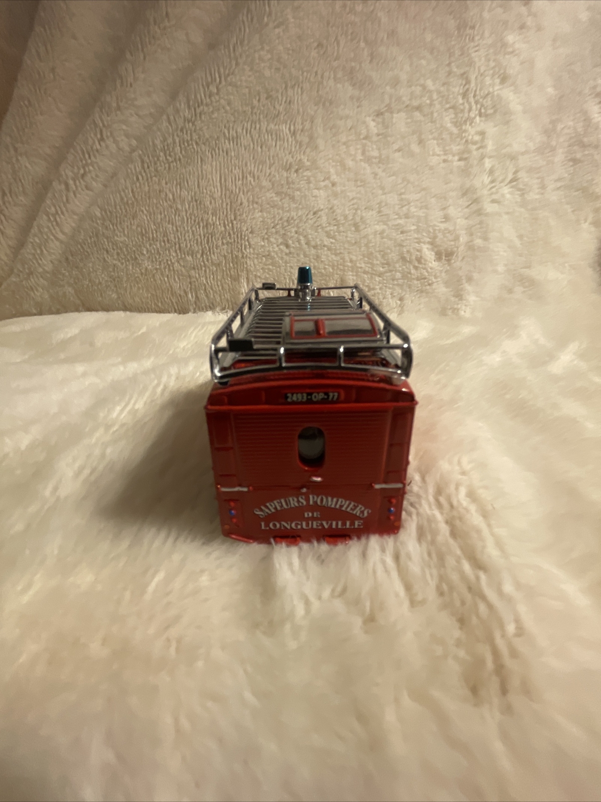 Matchbox Models Of Yesteryear YFE13. 1947 Citroën Type H Van
