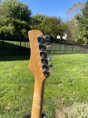 Vintage First Act ME301 Strat Style Black Electric Guitar FREE SHIPPING - Picture 10 of 14