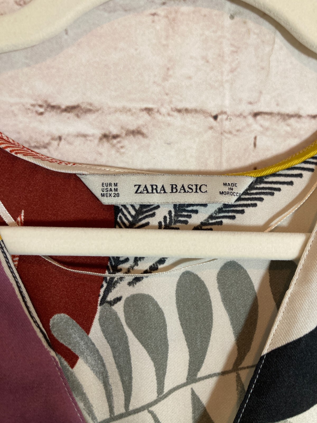 ZARA Basic Top Womens Medium Rust & Mustard Tropi… - image 9