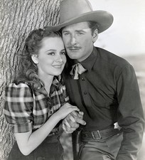 Olivia de Havilland Errol Flynn in a publicity shot from 1939 film - Old Photo