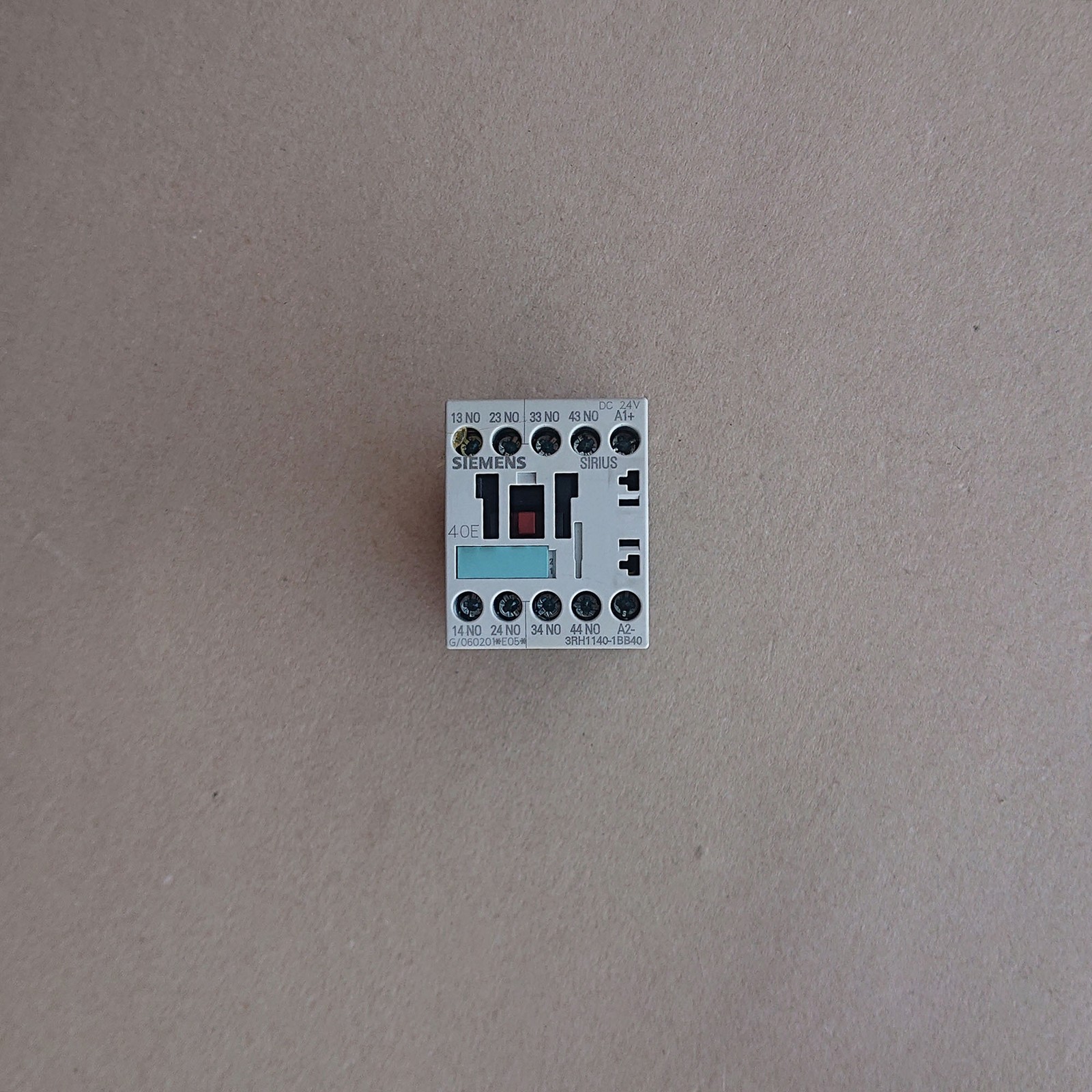 Contactors Siemens 3RH1140-1BB40 3RH1140-1BB40 40E 24VDC 4NO