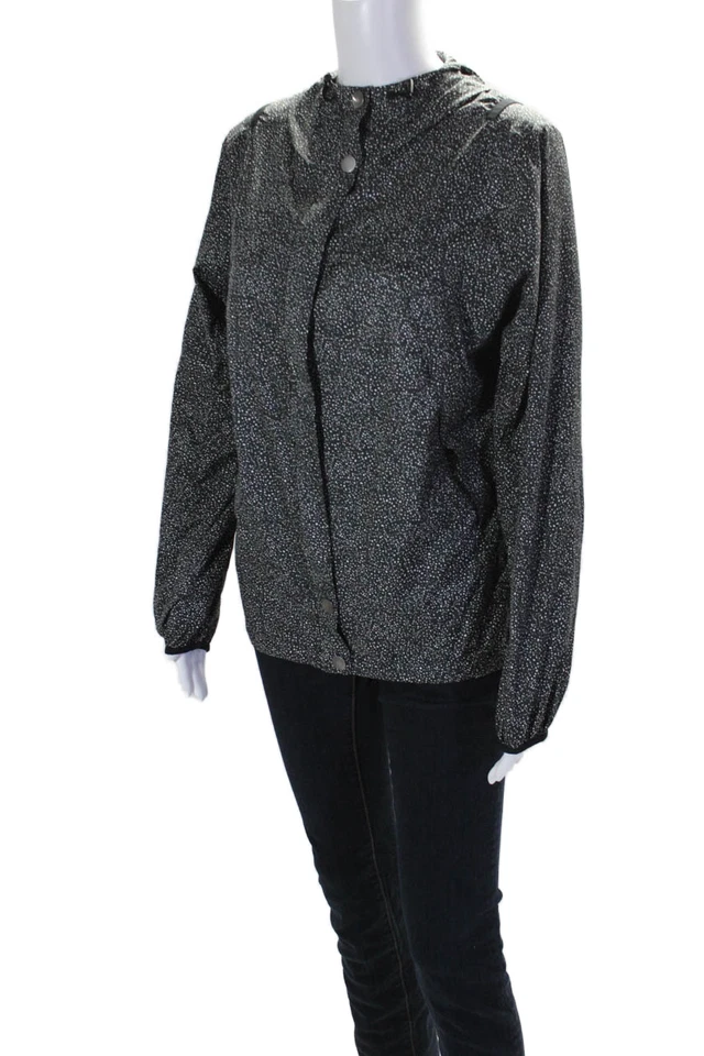 Jaqueta Lucy Feminina Bolinhas Manga Longa Botão de Pressão Zíper Preta Tamanho M - Imagem 2 de 4