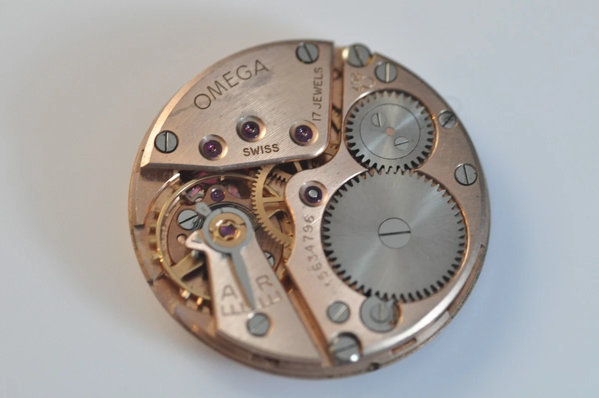 Omega Watch Movement 267 nice working