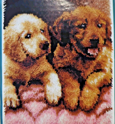 VTG Latch Hook Rug Kit   Labs  Puppy/Puppies Dogs Wonder Art Caron